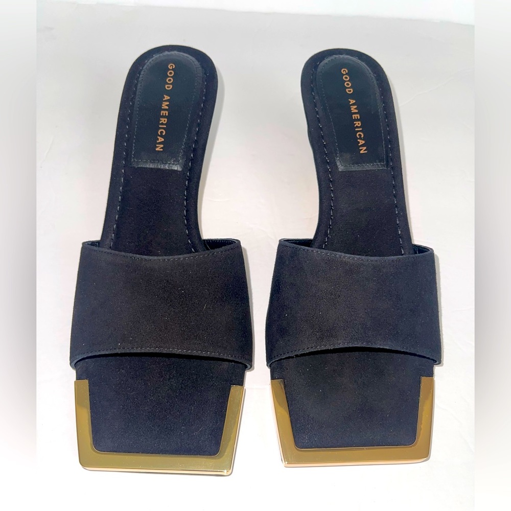 Good American Black Sandals with Gold Accents
